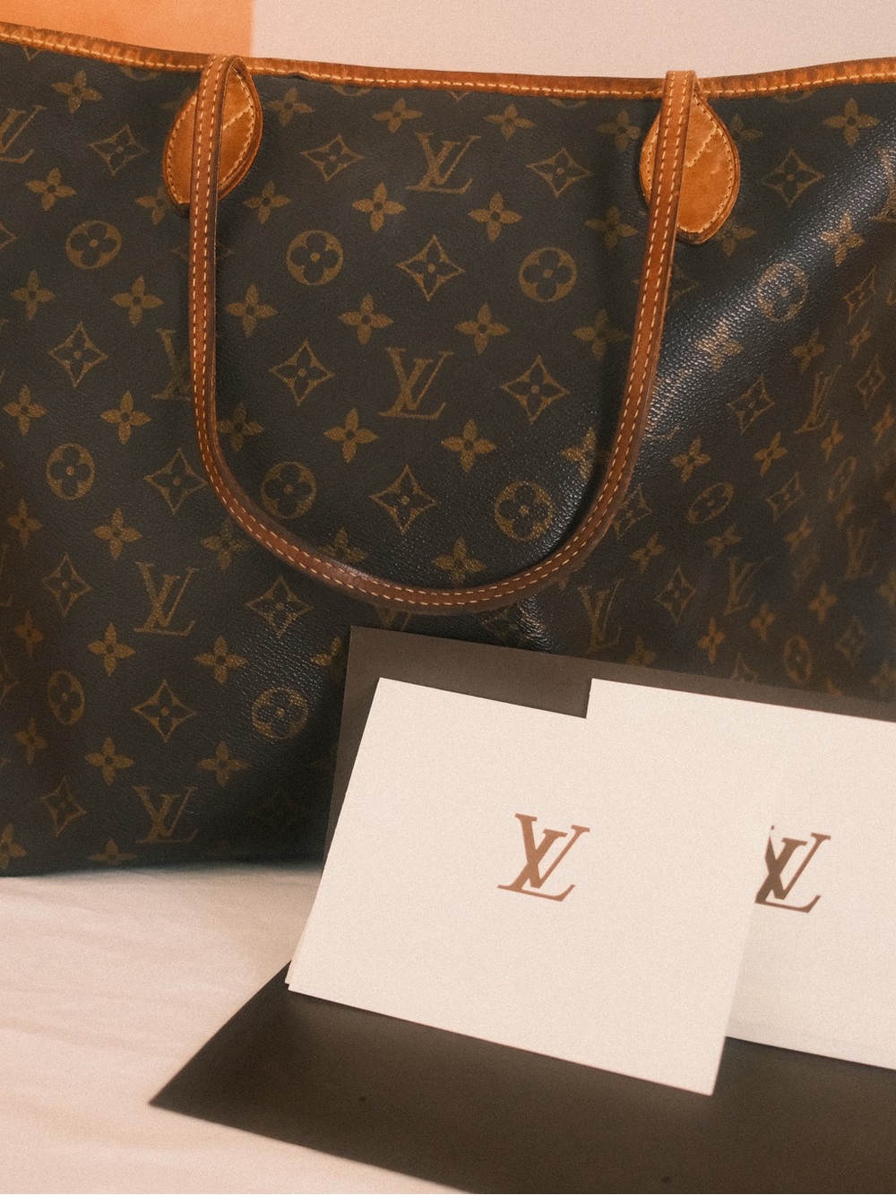 Louis Vuitton Brown Monogram Canvas Tote with Tan Trim - Picture 4 of 4